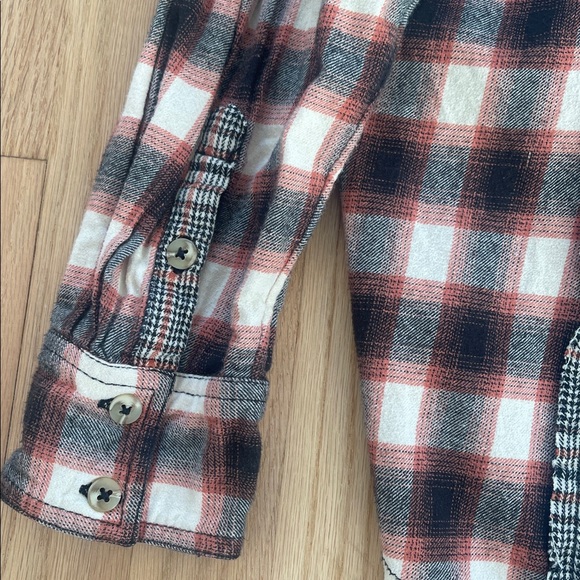 We The Free Checkered Button-Up Shirt - Red and Black size S - Picture 7 of 7
